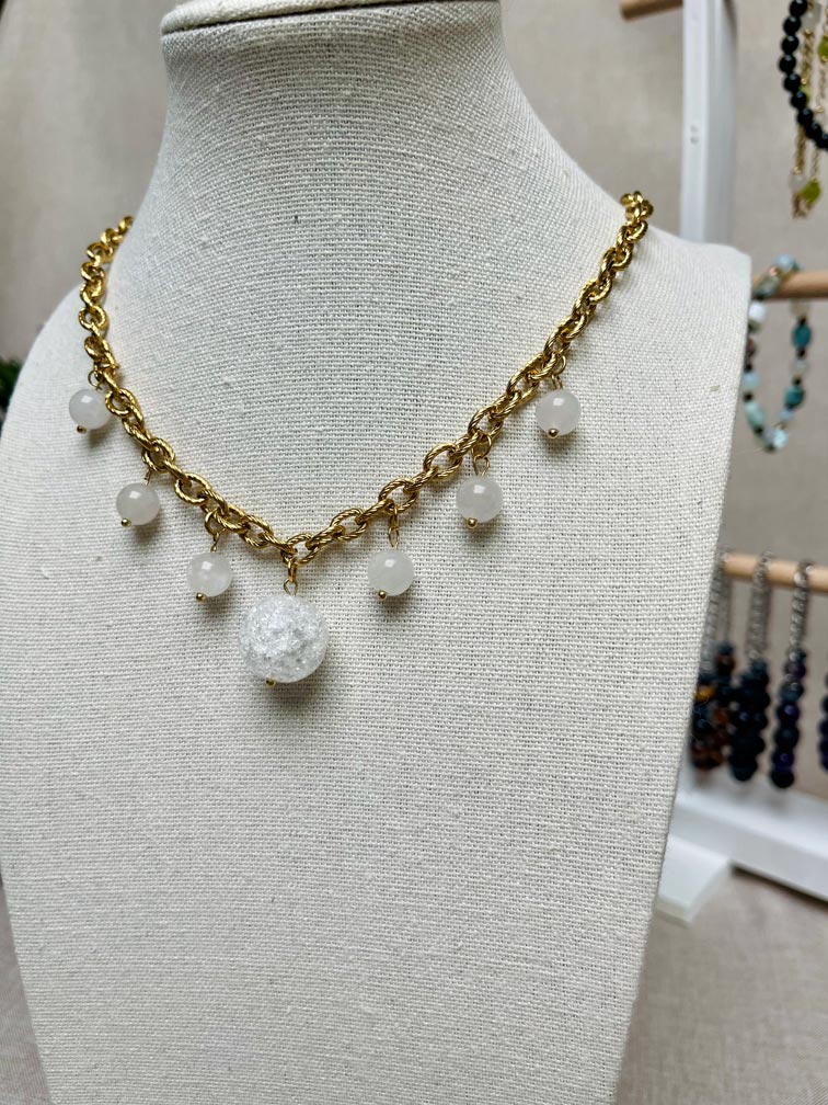 Collier Cassie - Jade blanc et Christal de roche